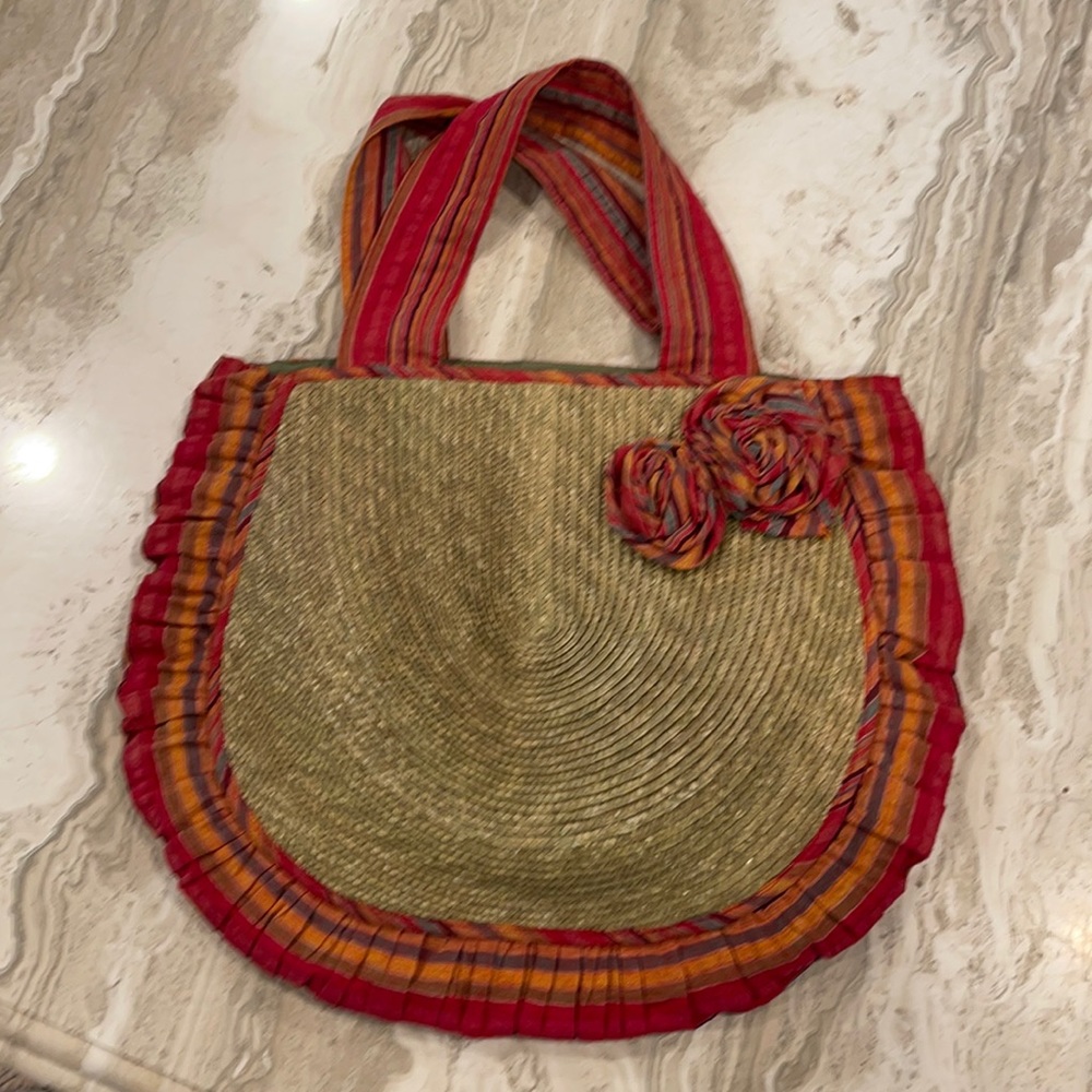 Darling and unique straw purse/ tote